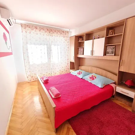 Mata Apartman *