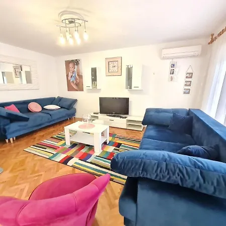 Mata Apartment